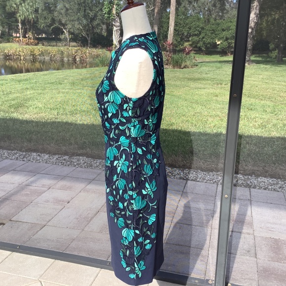 Lela Rose Vine Embroidered Sheath Dress in Navy Blue with Teal, Size 6 - Picture 6 of 14